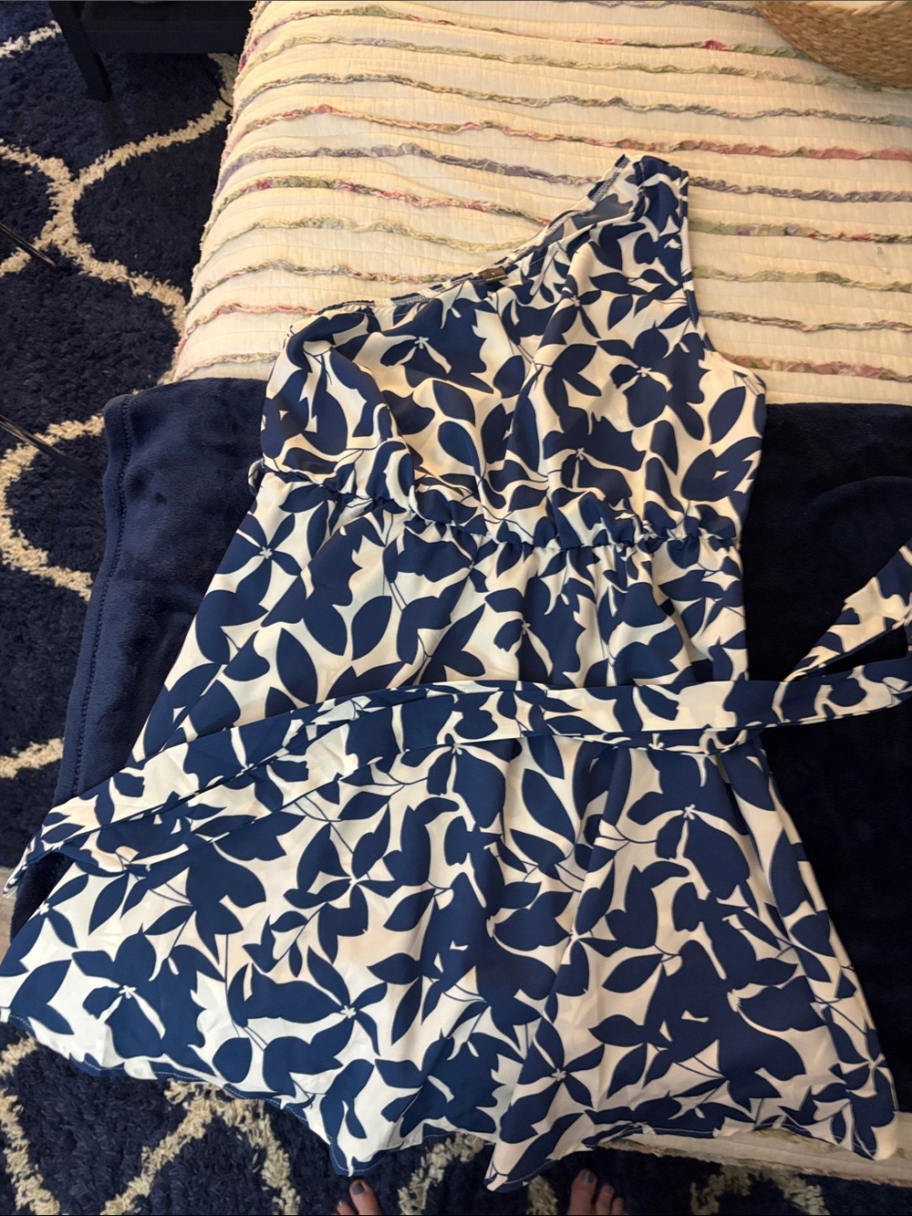 SHEIN Navy and White One-Shoulder Floral Dress